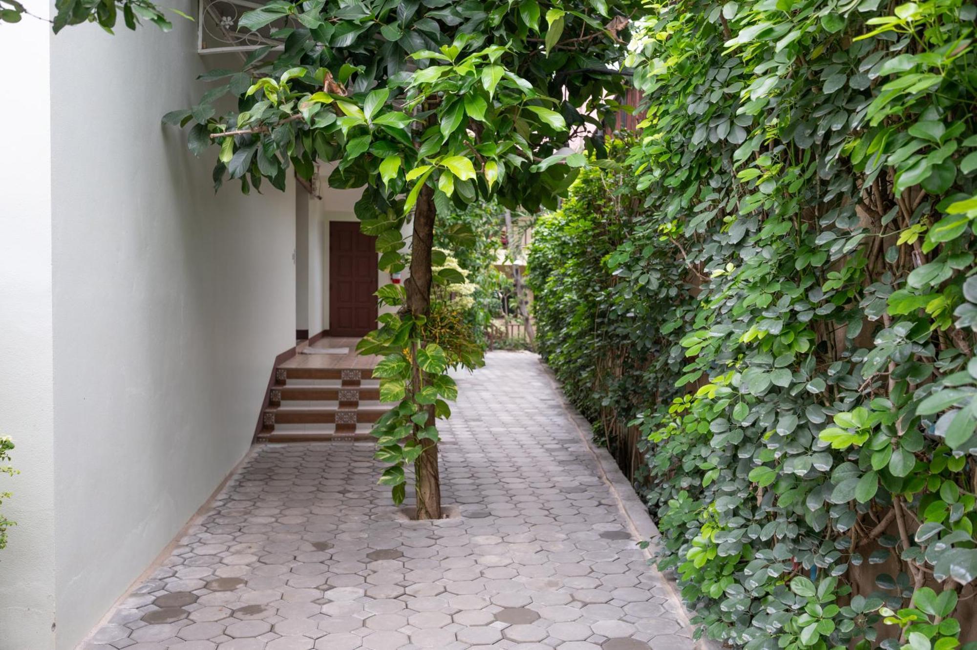 Riverside House Hotel, Chiang Mai